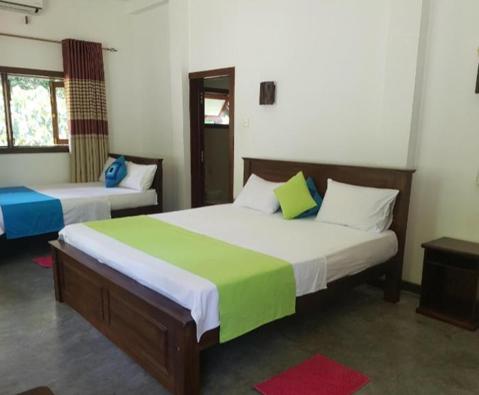 Sunworld Villa أونا واتونا الغرفة الصورة