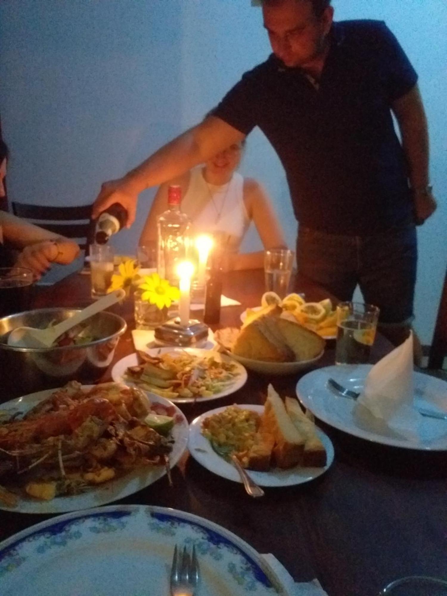 Sunworld Villa أونا واتونا المظهر الخارجي الصورة